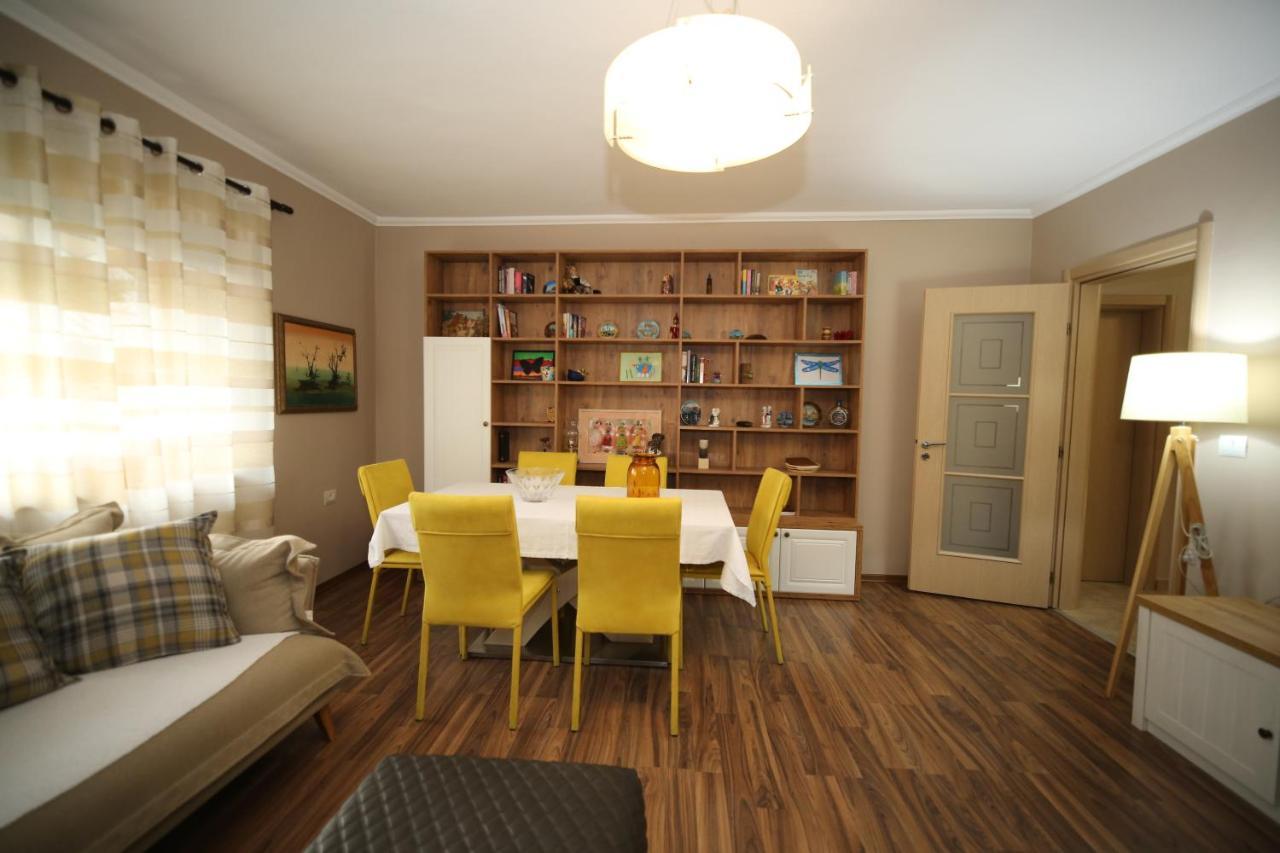 Apartamento Eos Tirana Exterior foto