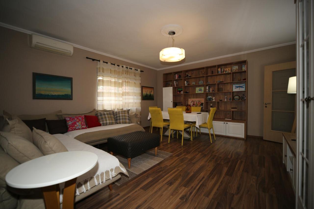 Apartamento Eos Tirana Exterior foto